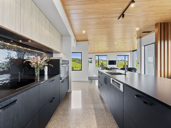 Excelsior Project - Allen's Raglan Home