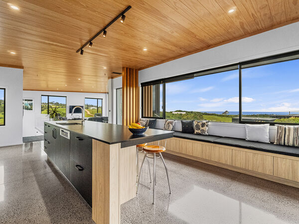 Excelsior Project - Allen's Raglan Home