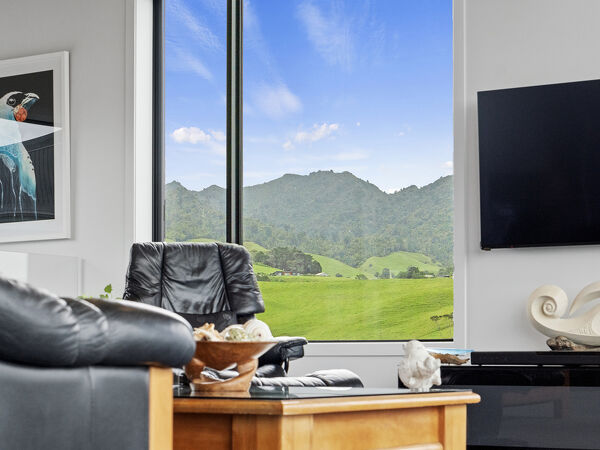 Excelsior Project - Allen's Raglan Home