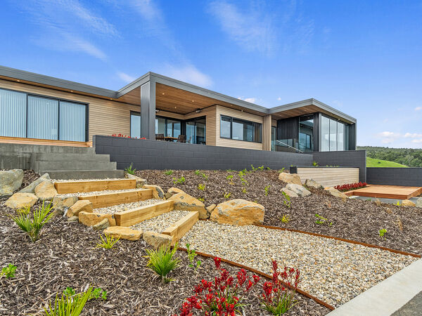 Excelsior Project - Allen's Raglan Home